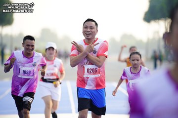 BINH DUONG NEW CITY HALF MARATHON 2024 - Ảnh #1761756