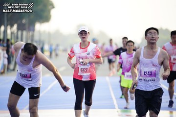 BINH DUONG NEW CITY HALF MARATHON 2024 - Ảnh #1761596