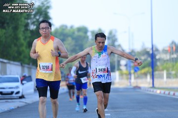 BINH DUONG NEW CITY HALF MARATHON 2024 - Ảnh #1767299