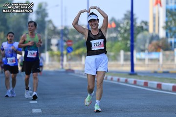 BINH DUONG NEW CITY HALF MARATHON 2024 - Ảnh #1764709