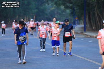 BINH DUONG NEW CITY HALF MARATHON 2024 - Ảnh #1773840