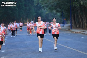 BINH DUONG NEW CITY HALF MARATHON 2024 - Ảnh #1774025