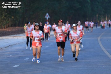 BINH DUONG NEW CITY HALF MARATHON 2024 - Ảnh #1773527