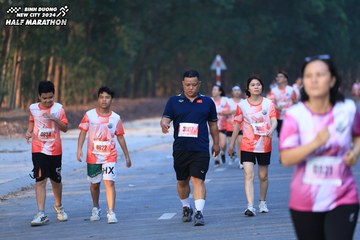 BINH DUONG NEW CITY HALF MARATHON 2024 - Ảnh #1774245