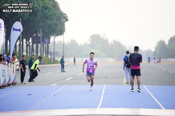 BINH DUONG NEW CITY HALF MARATHON 2024 - Ảnh #1773402