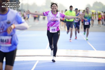 BINH DUONG NEW CITY HALF MARATHON 2024 - Ảnh #1763406