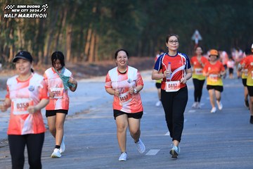 BINH DUONG NEW CITY HALF MARATHON 2024 - Ảnh #1774448