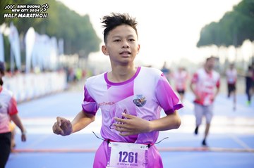 BINH DUONG NEW CITY HALF MARATHON 2024 - Ảnh #1762193