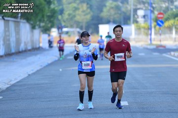 BINH DUONG NEW CITY HALF MARATHON 2024 - Ảnh #1769433