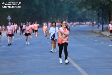 BINH DUONG NEW CITY HALF MARATHON 2024 - Ảnh #1773476