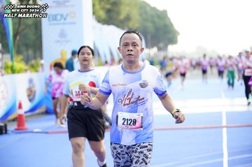 BINH DUONG NEW CITY HALF MARATHON 2024 - Ảnh #1768273