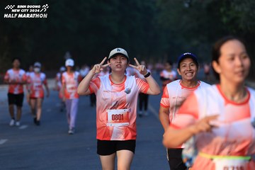 BINH DUONG NEW CITY HALF MARATHON 2024 - Ảnh #1773386