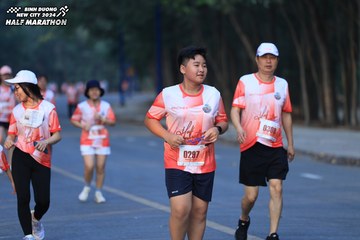 BINH DUONG NEW CITY HALF MARATHON 2024 - Ảnh #1773908