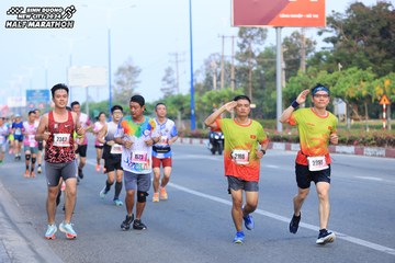BINH DUONG NEW CITY HALF MARATHON 2024 - Ảnh #1774363