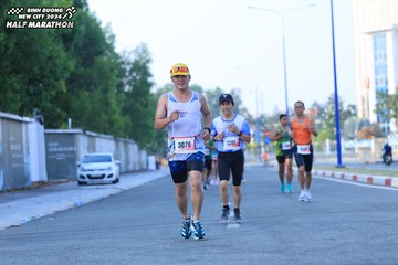 BINH DUONG NEW CITY HALF MARATHON 2024 - Ảnh #1775502