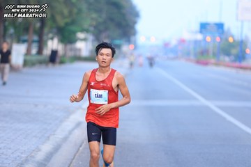 BINH DUONG NEW CITY HALF MARATHON 2024 - Ảnh #1765037