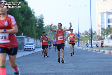 BINH DUONG NEW CITY HALF MARATHON 2024 - Ảnh #1775708