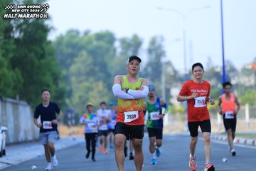 BINH DUONG NEW CITY HALF MARATHON 2024 - Ảnh #1764177