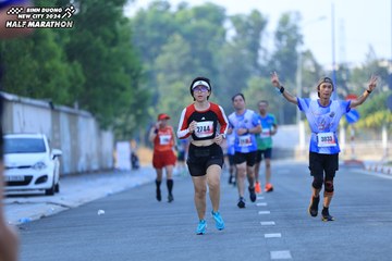 BINH DUONG NEW CITY HALF MARATHON 2024 - Ảnh #1764406