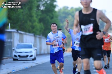 BINH DUONG NEW CITY HALF MARATHON 2024 - Ảnh #1765327