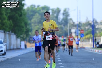 BINH DUONG NEW CITY HALF MARATHON 2024 - Ảnh #1765291