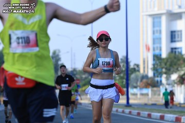 BINH DUONG NEW CITY HALF MARATHON 2024 - Ảnh #1766626