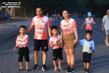 BINH DUONG NEW CITY HALF MARATHON 2024 - Ảnh #1774613