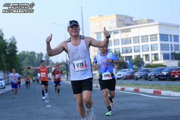BINH DUONG NEW CITY HALF MARATHON 2024 - Ảnh #1775446