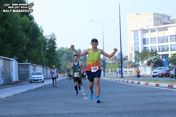 BINH DUONG NEW CITY HALF MARATHON 2024 - Ảnh #1775477