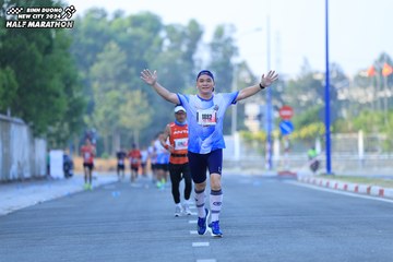BINH DUONG NEW CITY HALF MARATHON 2024 - Ảnh #1776057