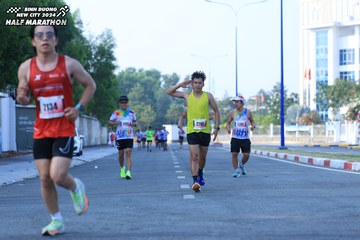 BINH DUONG NEW CITY HALF MARATHON 2024 - Ảnh #1766714