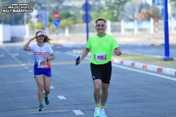 BINH DUONG NEW CITY HALF MARATHON 2024 - Ảnh #1768784