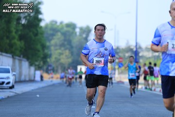 BINH DUONG NEW CITY HALF MARATHON 2024 - Ảnh #1765664