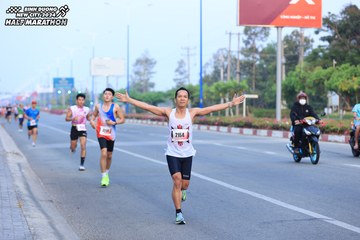 BINH DUONG NEW CITY HALF MARATHON 2024 - Ảnh #1770017