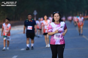 BINH DUONG NEW CITY HALF MARATHON 2024 - Ảnh #1774238