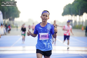 BINH DUONG NEW CITY HALF MARATHON 2024 - Ảnh #1761415