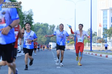 BINH DUONG NEW CITY HALF MARATHON 2024 - Ảnh #1766438