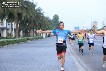 BINH DUONG NEW CITY HALF MARATHON 2024 - Ảnh #1772913