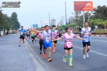 BINH DUONG NEW CITY HALF MARATHON 2024 - Ảnh #1772899