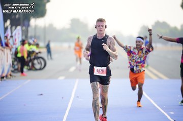 BINH DUONG NEW CITY HALF MARATHON 2024 - Ảnh #1775673