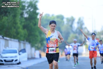 BINH DUONG NEW CITY HALF MARATHON 2024 - Ảnh #1767461