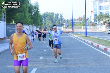 BINH DUONG NEW CITY HALF MARATHON 2024 - Ảnh #1769034