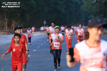 BINH DUONG NEW CITY HALF MARATHON 2024 - Ảnh #1774108
