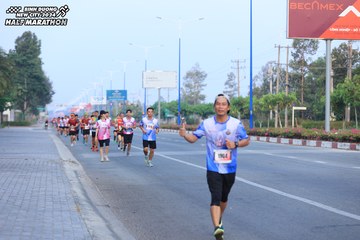 BINH DUONG NEW CITY HALF MARATHON 2024 - Ảnh #1773097