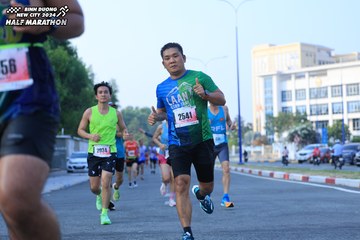 BINH DUONG NEW CITY HALF MARATHON 2024 - Ảnh #1775535