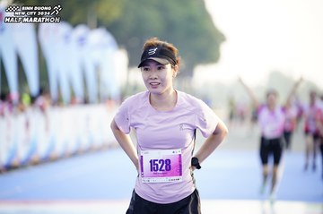 BINH DUONG NEW CITY HALF MARATHON 2024 - Ảnh #1763443