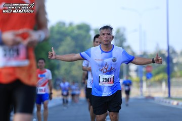 BINH DUONG NEW CITY HALF MARATHON 2024 - Ảnh #1765936