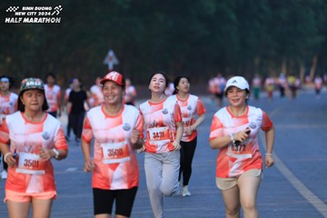BINH DUONG NEW CITY HALF MARATHON 2024 - Ảnh #1773556