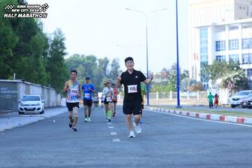 BINH DUONG NEW CITY HALF MARATHON 2024 - Ảnh #1766627