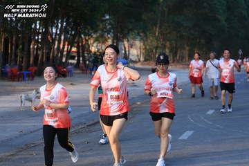 BINH DUONG NEW CITY HALF MARATHON 2024 - Ảnh #1774307